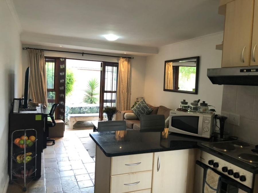 To Let 2 Bedroom Property for Rent in Table View Western Cape